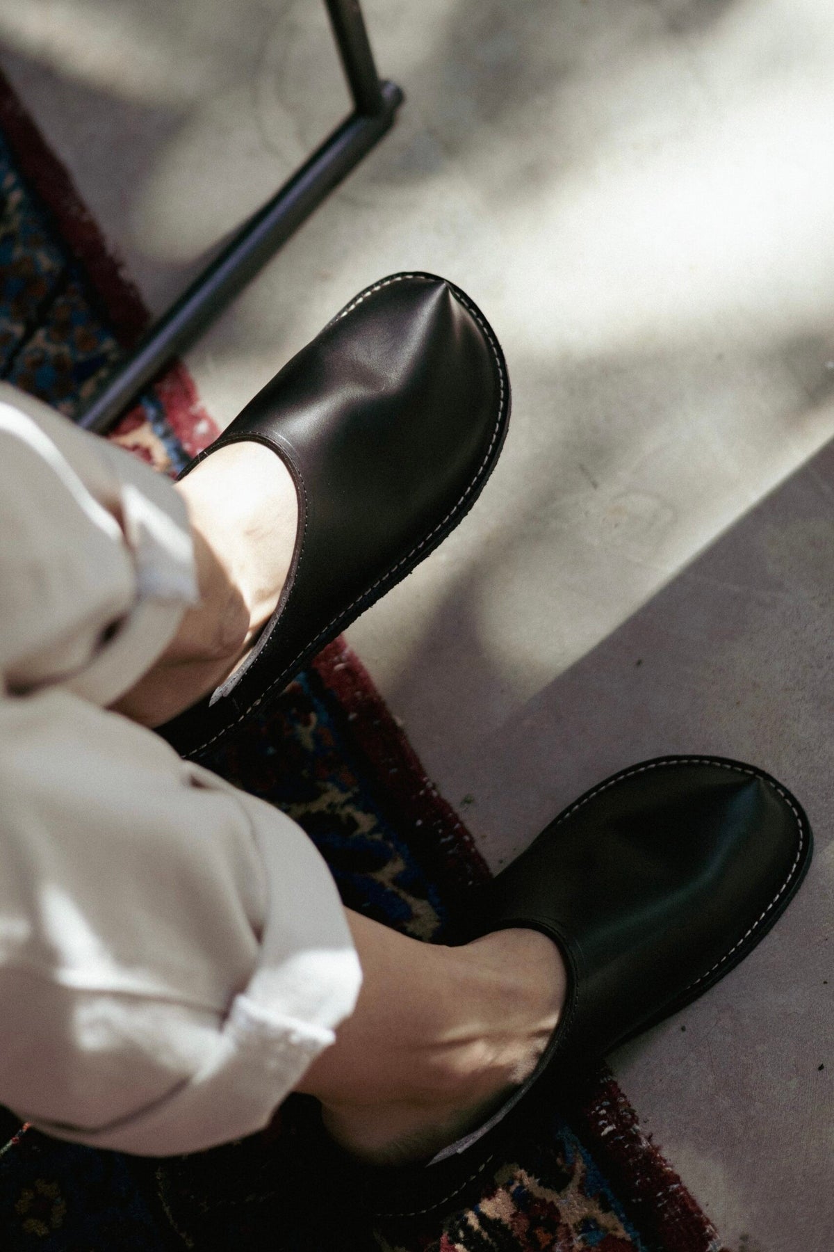 TOKU Tokyo unisex slip-on shoes - Black